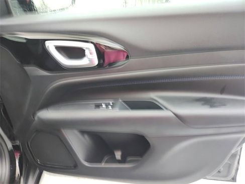 New 2026 Jeep Compass Latitude image 35