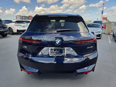 New 2026 BMW iX xDrive60 image 4