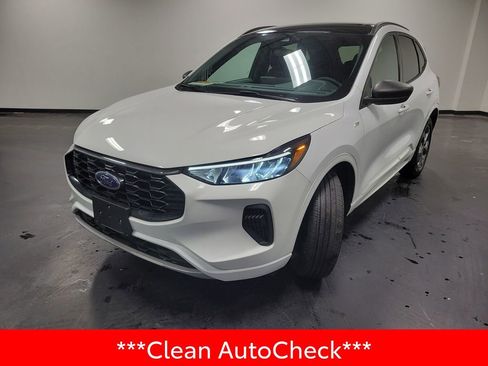 Used 2023 Ford Escape ST-Line w/ Tech Pack #1 image 4