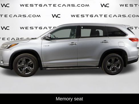 Used 2017 Toyota Highlander Limited image 5