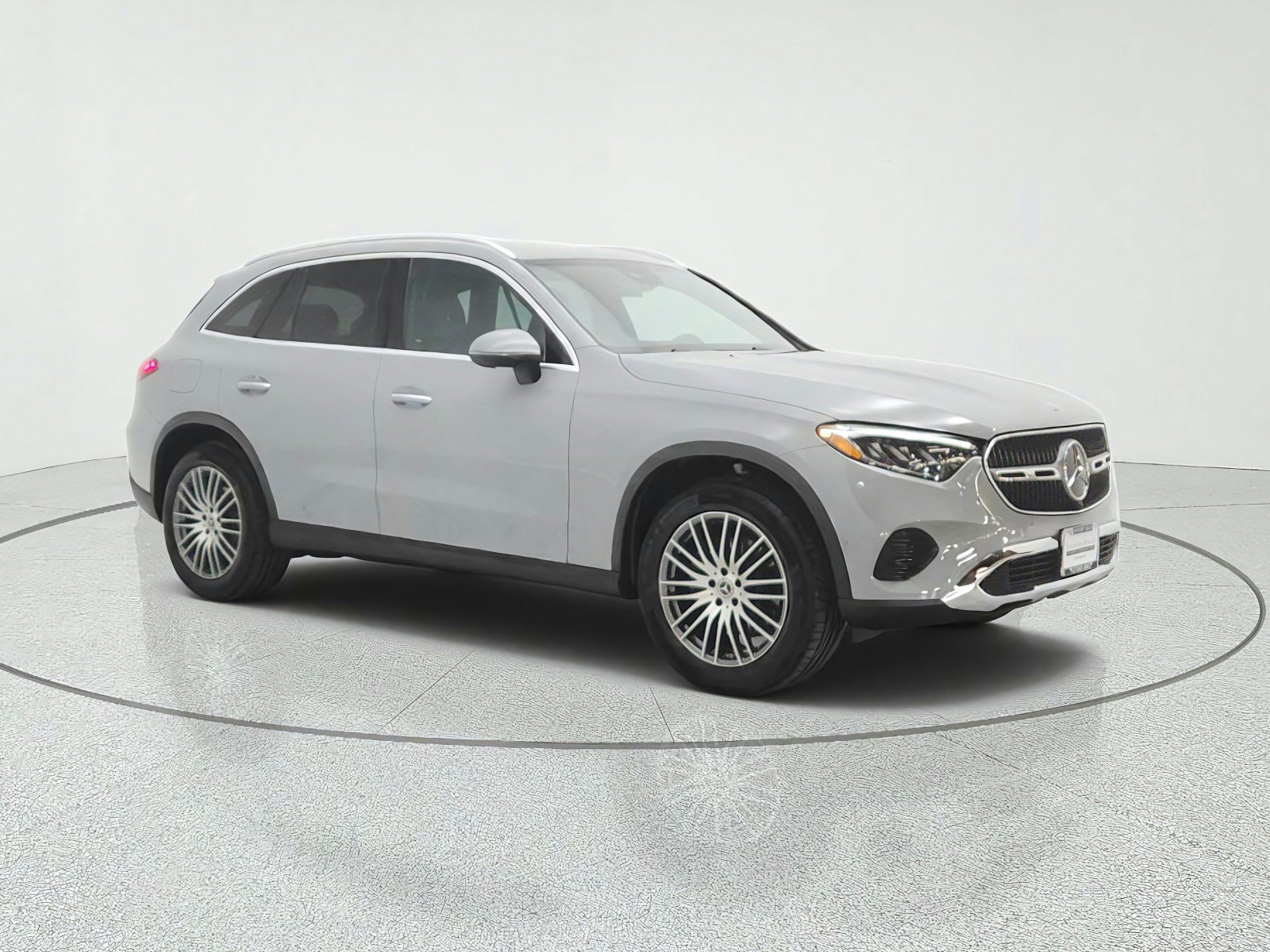 Certified 2026 Mercedes-Benz GLC 300 image 3