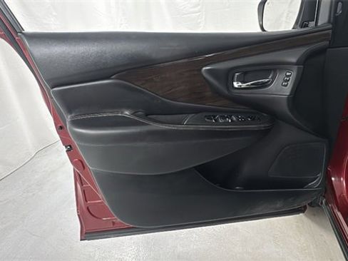 Used 2021 Nissan Murano Platinum image 19