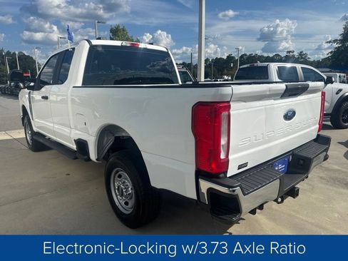 Used 2023 Ford F250 XL w/ XL Chrome Package AWD/4WD image 4