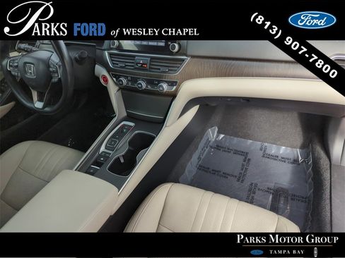 Used 2022 Honda Accord Touring image 10