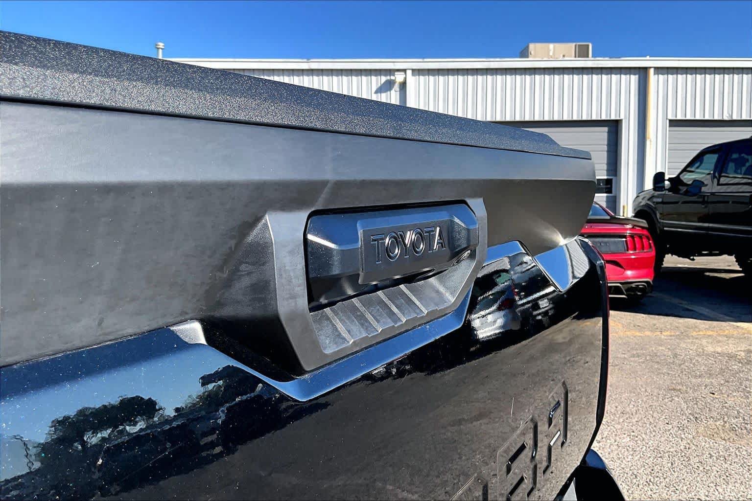 Used 2023 Toyota Tundra SR5 AWD/4WD image 31