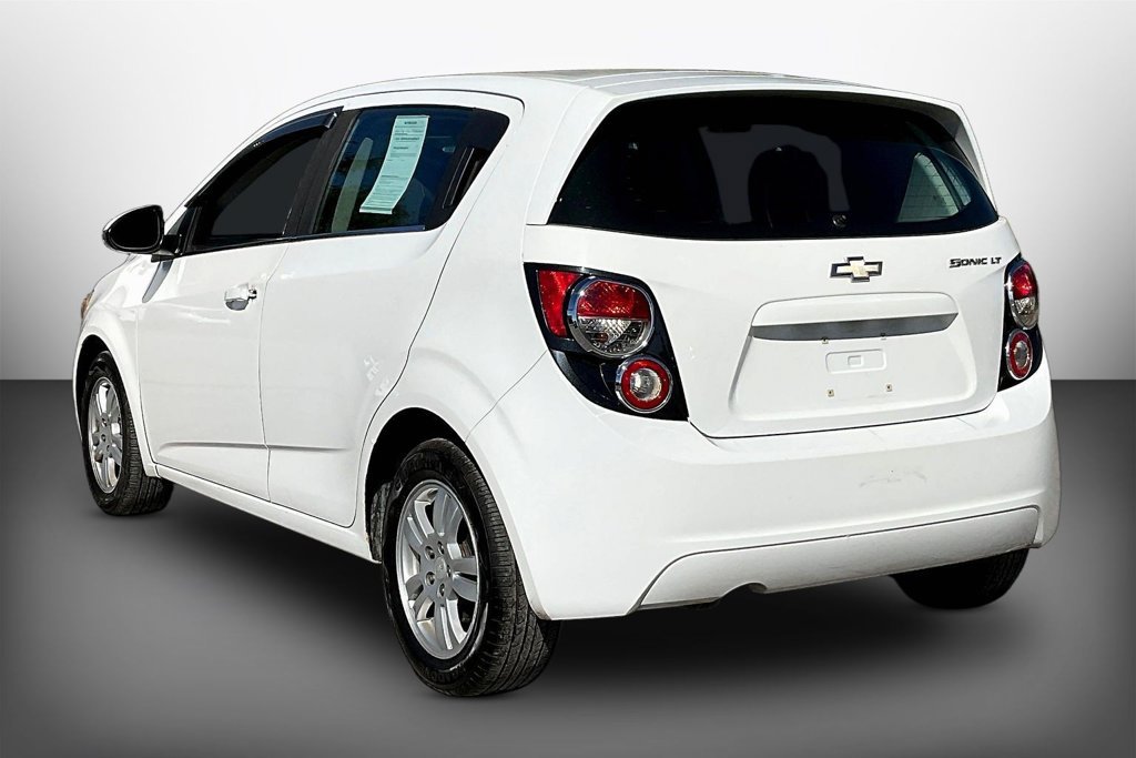 Used 2015 Chevrolet Sonic LT FWD image 4