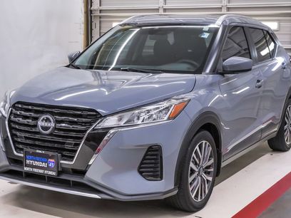 Used 2023 Nissan Kicks SV