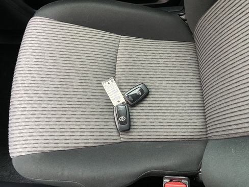 Used 2022 Toyota 4Runner SR5 RWD image 13