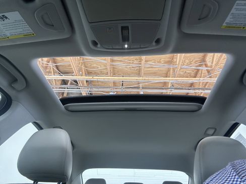 Used 2014 INFINITI Q50 Sport w/ Navigation Package image 51