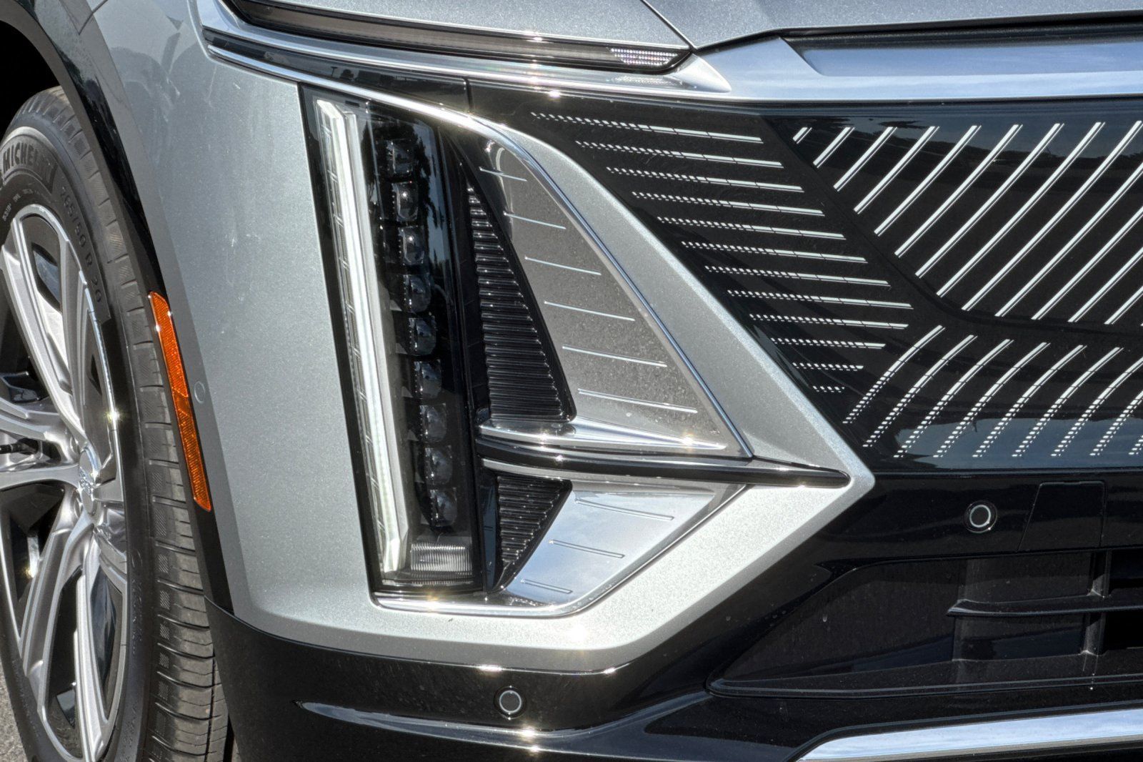 Certified 2024 Cadillac Lyriq Luxury RWD image 45