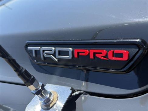 Used 2025 Toyota Tacoma TRD Pro AWD/4WD image 11