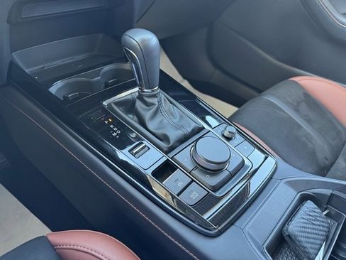 Used 2024 MAZDA CX-30 Carbon image 12