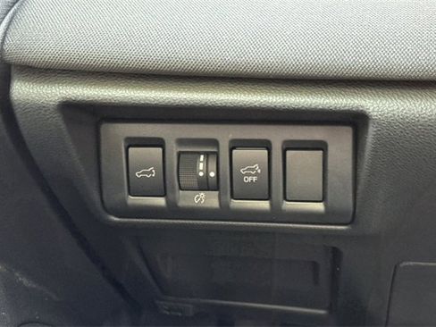 Used 2025 Subaru Outback Premium w/ Popular Package #1 image 32