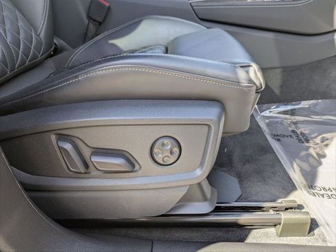 Used 2024 Audi SQ5 Premium Plus w/ S Sport Package image 28