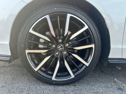 Used 2024 Honda Accord Touring image 36