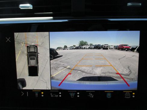 Used 2023 GMC Sierra 1500 Denali w/ Denali Reserve Package AWD/4WD image 17