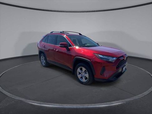 Certified 2025 Toyota RAV4 XLE AWD/4WD image 2