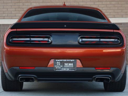 Used 2021 Dodge Challenger R/T Scat Pack RWD image 12