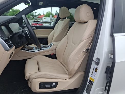 Used 2020 BMW X5 xDrive40i w/ Convenience Package AWD/4WD image 13