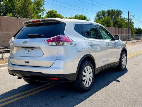 Used 2015 Nissan Rogue S w/ S Family Package FWD image 6
