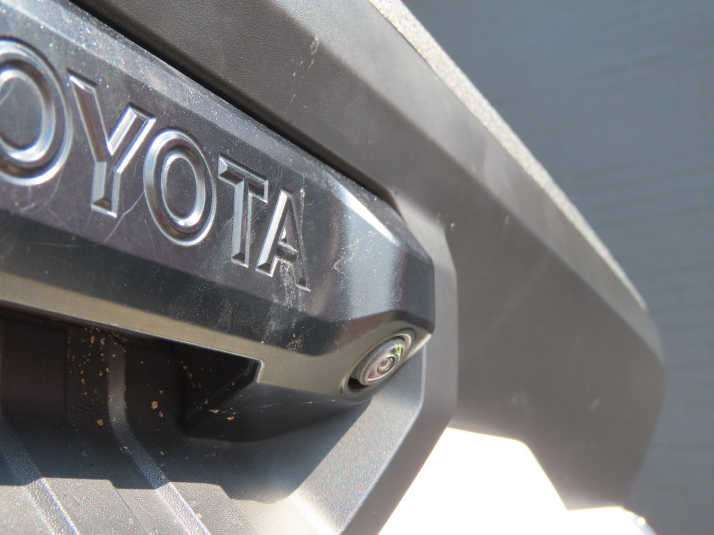 Used 2023 Toyota Tundra SR5 w/ SR5 Convenience Package AWD/4WD image 13