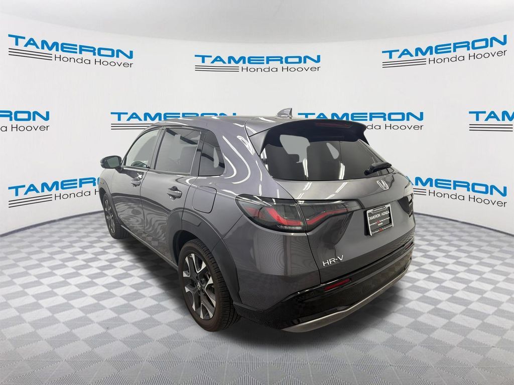 Used 2026 Honda HR-V EX-L image 3