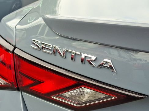 New 2025 Nissan Sentra SR w/ SR Premium Package image 5