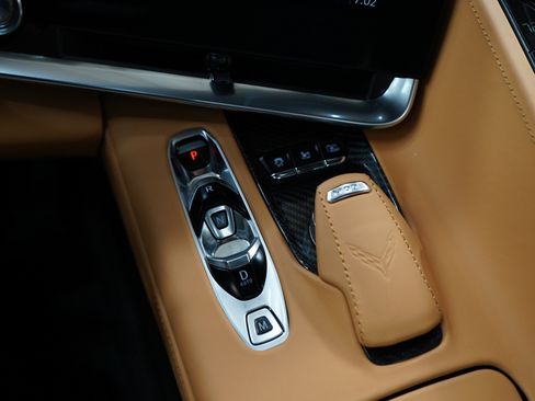 Used 2022 Chevrolet Corvette Stingray Premium Conv w/ Z51 Performance Package RWD image 20