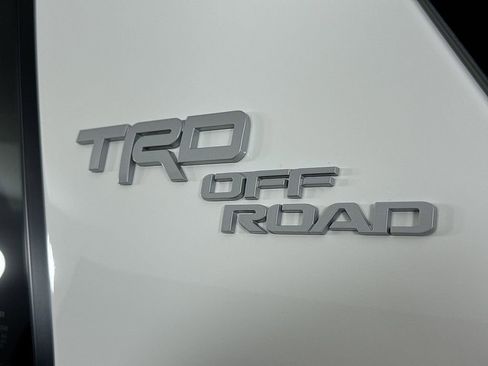 Certified 2020 Toyota 4Runner TRD Off-Road Premium AWD/4WD image 30