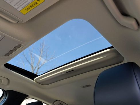 Certified 2025 MAZDA MAZDA3 2.5 Turbo Sedan w/Premium Plus image 27