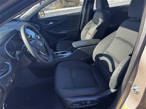 Used 2024 Chevrolet Malibu LT image 21