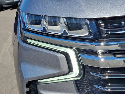 Used 2022 Chevrolet Tahoe LT w/ LT Signature Package image 9