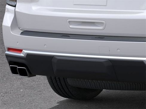 New 2025 Chevrolet Suburban High Country w/ Sun And Tow Package image 15