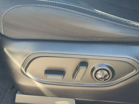 Certified 2023 Jeep Grand Cherokee Laredo image 19