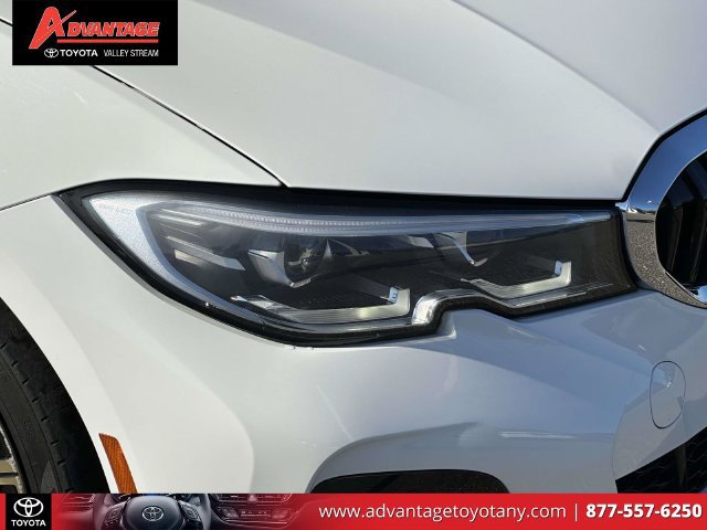 Used 2022 BMW 330i xDrive Sedan w/ M Sport Package AWD/4WD image 11