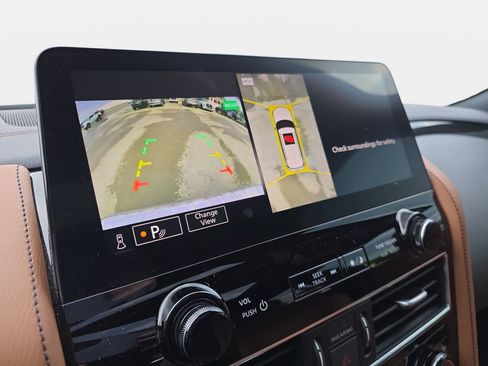 Certified 2024 INFINITI QX80 Sensory AWD/4WD image 23