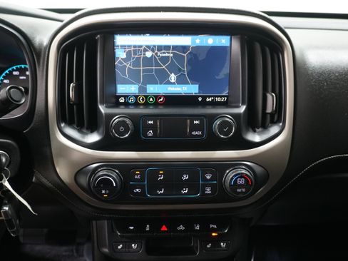 Used 2020 GMC Canyon Denali image 16