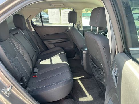 Used 2011 Chevrolet Equinox LT w/ Driver Convenience Package image 10