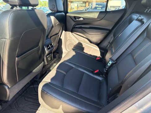 Used 2023 Chevrolet Equinox Premier AWD/4WD image 27