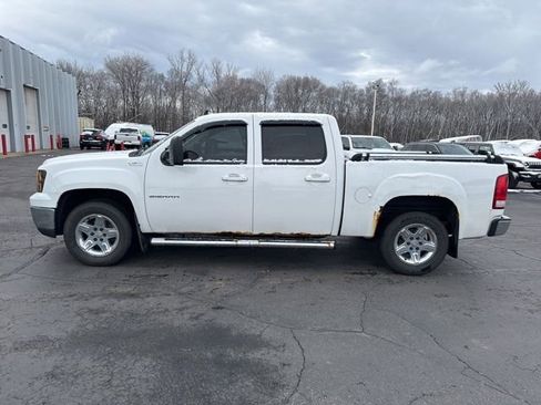 Used 2011 GMC Sierra 1500 SLT w/ All-Terrain Package image 5