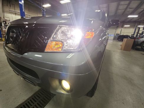 Used 2019 Nissan Frontier SV w/ Value Truck Package AWD/4WD image 31