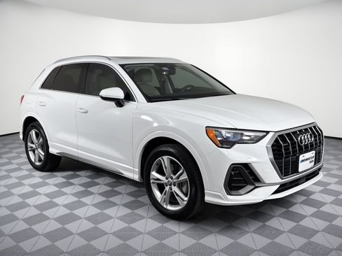 Used 2020 Audi Q3 2.0T Premium AWD/4WD image 7