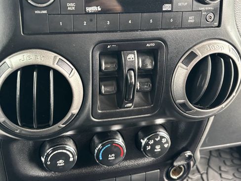 Used 2016 Jeep Wrangler Unlimited Sport w/ Quick Order Package 24S image 21