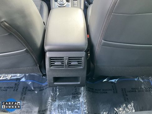 Used 2023 Mitsubishi Outlander SE image 40