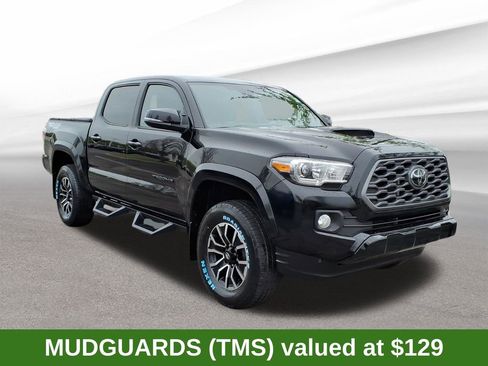 Used 2023 Toyota Tacoma TRD Sport AWD/4WD image 7