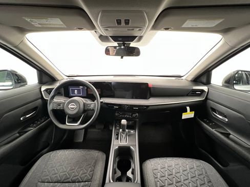 New 2026 Nissan Kicks SV w/ SV Premium Package image 9