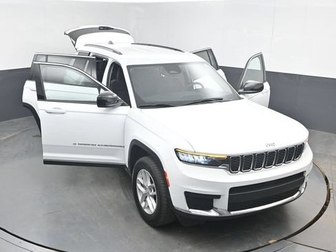 Used 2023 Jeep Grand Cherokee L Laredo RWD image 49