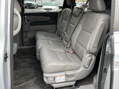 Used 2014 Honda Odyssey EX-L image 23