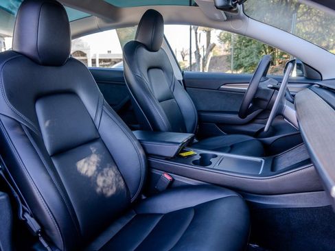 Used 2023 Tesla Model 3 Performance image 20