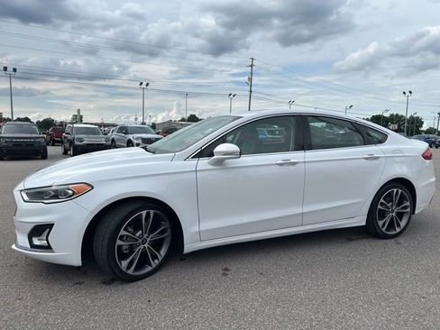 Used 2020 Ford Fusion Titanium AWD/4WD image 24